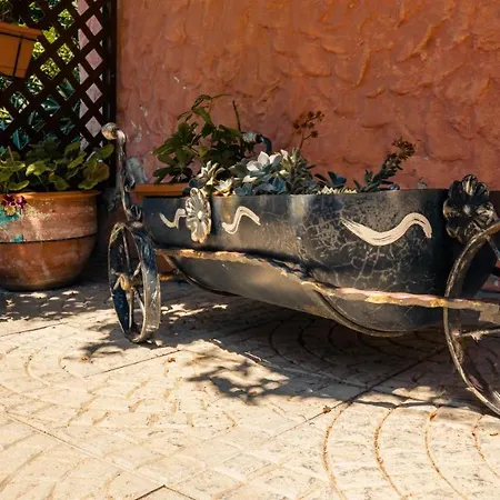 Casa Asfodeli - In Campagna Con Piscina Semesterbostad *